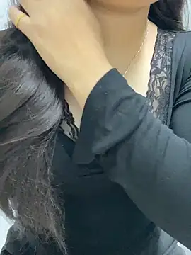 Rosecute11 online show from May 16, 3:22 pm