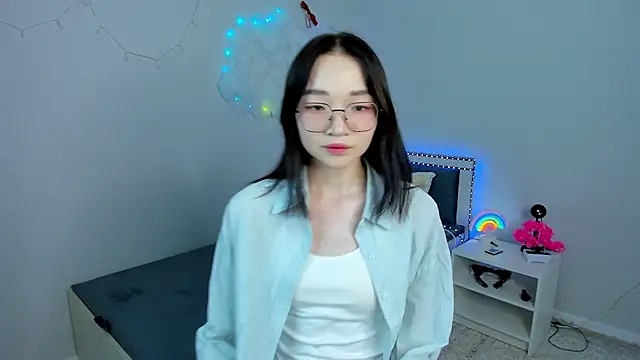 syuri sun online show from June 2, 2:51 pm
