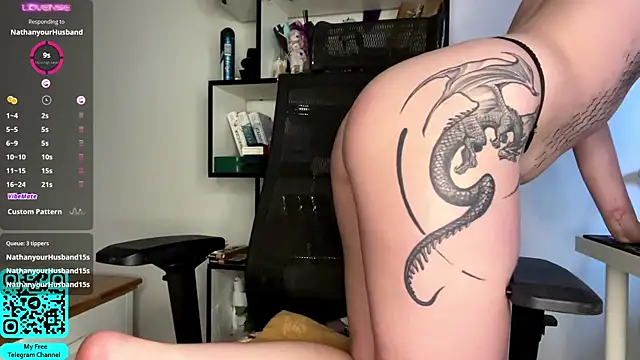 MadalynNosel online show from April 25, 7:22 am