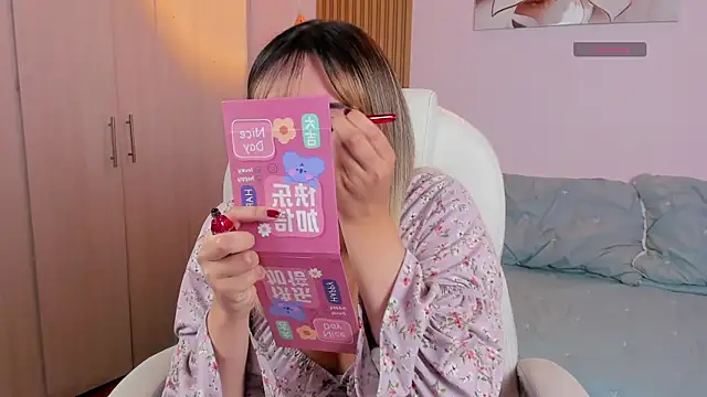 jenny Dream  online show from April 23, 8:22 pm
