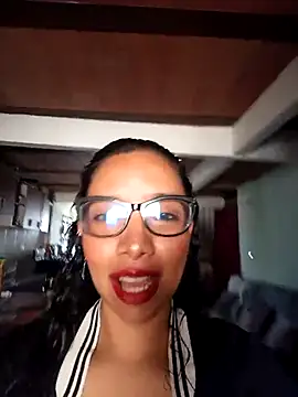 Wolfamara online show from April 22, 1:30 pm