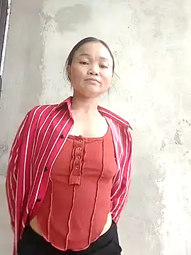 Tieuvy122 online show from May 6, 2:48 am