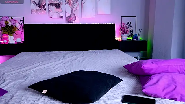 Girl Next Door 18 online show from April 29, 7:41 pm