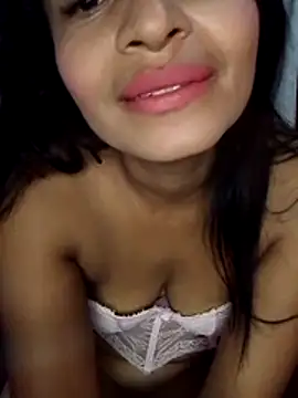 Lia Phone  online show from May 17, 5:50 am