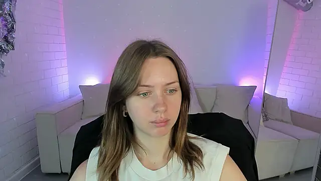 MeganClapp online show from May 22, 5:16 am