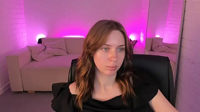 MeganClapp online show from May 13, 7:25 am