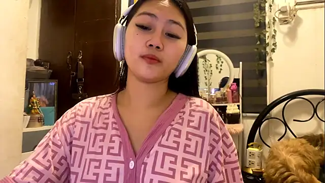 GlindaDejardin online show from May 10, 5:26 pm
