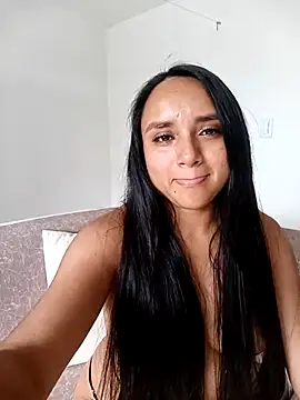 Valentina Narvaez online show from May 1, 9:18 pm