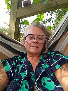 Blondejenn online show from May 19, 4:47 pm