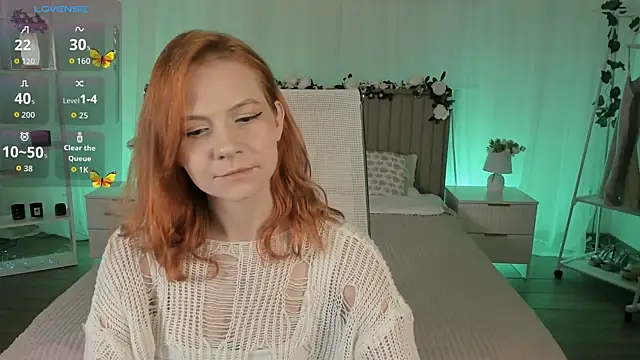 LisaAris online show from June 15, 9:15 pm