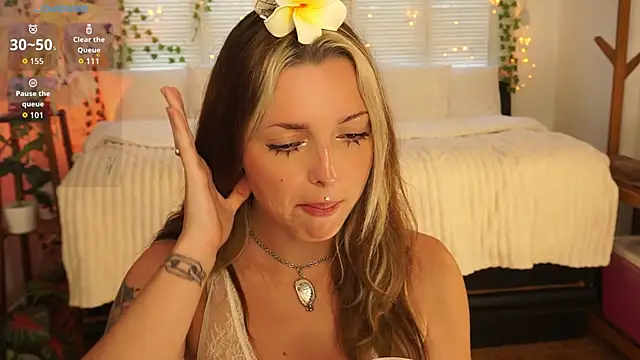 LoraDollie online show from May 1, 4:59 am