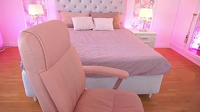 AshleyBaie online show from May 17, 12:37 pm