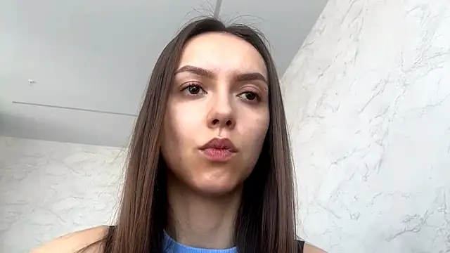 BrandyNorthcott online show from April 30, 4:07 am