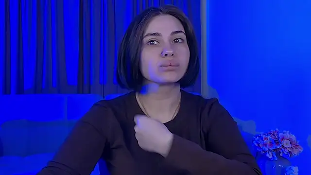 AdrianaToress online show from May 14, 5:24 am