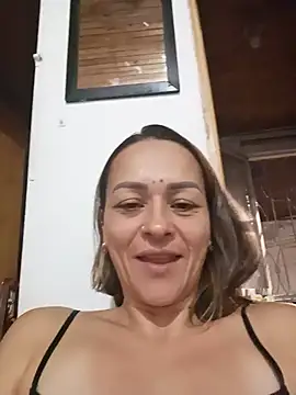 lia damasco online show from June 24, 4:55 am