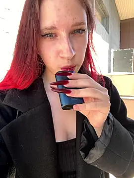 michelle lovique online show from June 5, 7:47 am