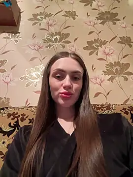 AlinaLove3213 online show from May 17, 8:41 pm
