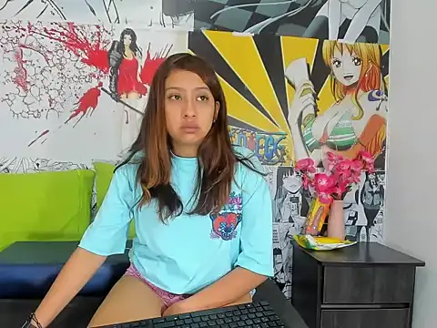 Sofiia  Cute1 online show from May 2, 7:06 pm