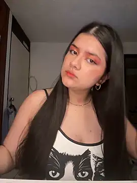 foxy gigi online show from April 17, 5:42 am