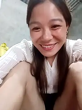 mia0033 online show from May 11, 10:28 am