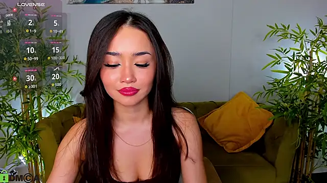 Riddle Lay online show from April 24, 12:30 pm