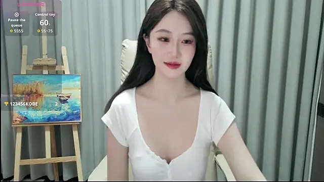 LUNYI-CC online show from June 8, 11:55 am