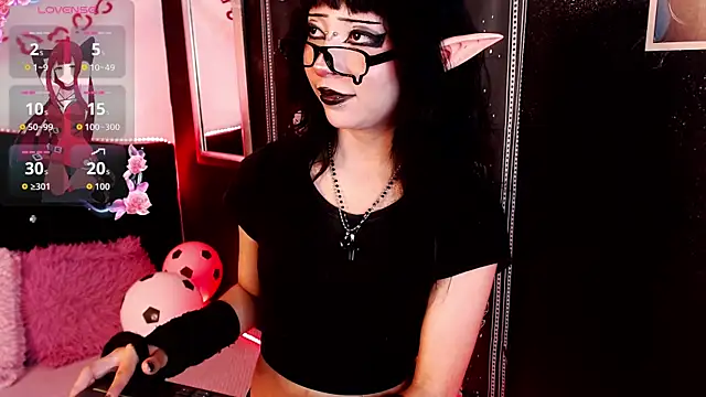 KiomyVamp online show from June 23, 4:05 pm