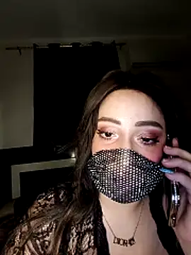 Lillylolo online show from April 12, 2:42 pm