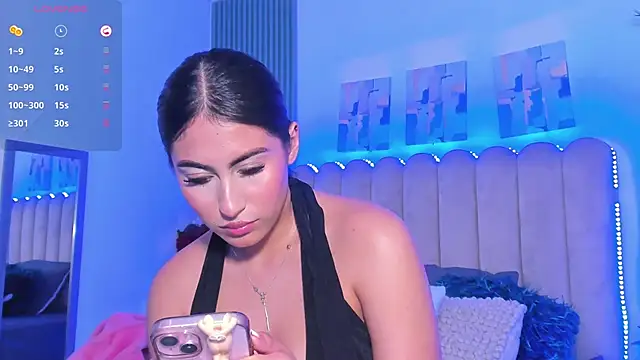 Layla amirah online show from May 20, 3:47 am