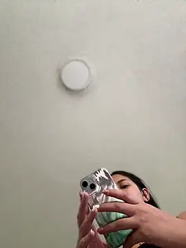 Lucyfer-fire online show from April 23, 11:17 am