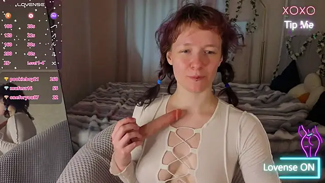 Ricki Bloom online show from June 27, 12:22 pm