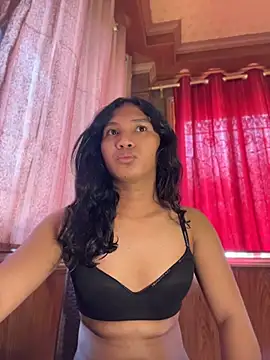 slutty aki online show from July 13, 2:12 am