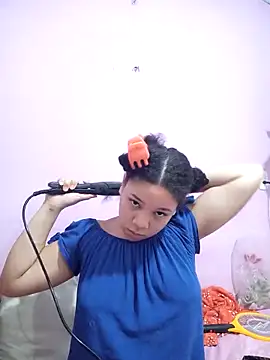 ToplessKnocking online show from April 12, 6:00 pm