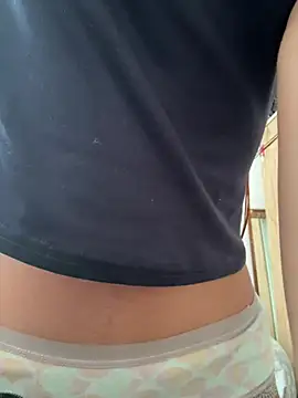 Sexy emily outdoors online show from April 29, 7:41 pm