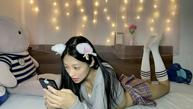 shy pink doll online show from May 24, 4:28 pm