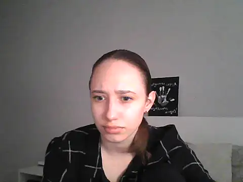 DarkMirel online show from May 6, 4:22 pm