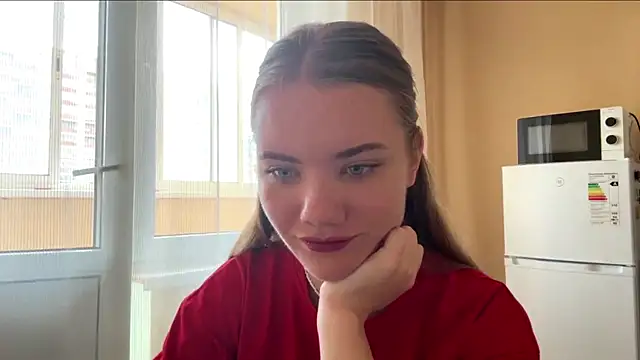 doana bebriti online show from June 22, 8:11 am