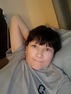 AlexaShiny  online show from April 17, 1:02 pm