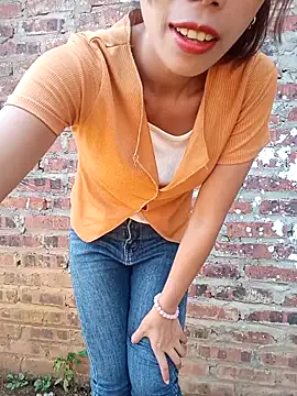 Elena Mia online show from May 15, 11:18 pm