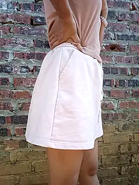 Elena Mia online show from May 26, 7:51 am