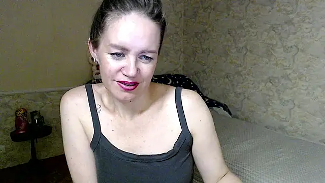 Fern Lust online show from July 1, 4:39 pm