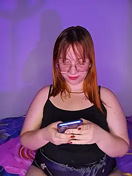 Curves Nina online show from July 4, 3:46 am