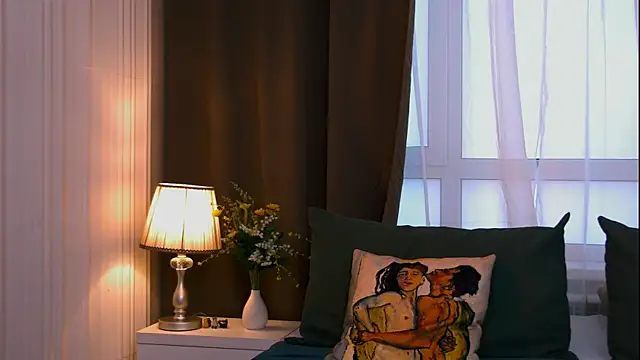 Suzaneey online show from July 5, 4:19 am