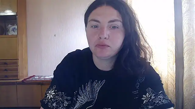 AlinaxJames online show from July 5, 12:00 pm
