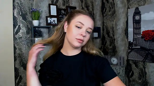 NicoleAura online show from June 29, 7:26 am