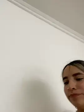 JUANITA07 online show from April 25, 1:41 pm