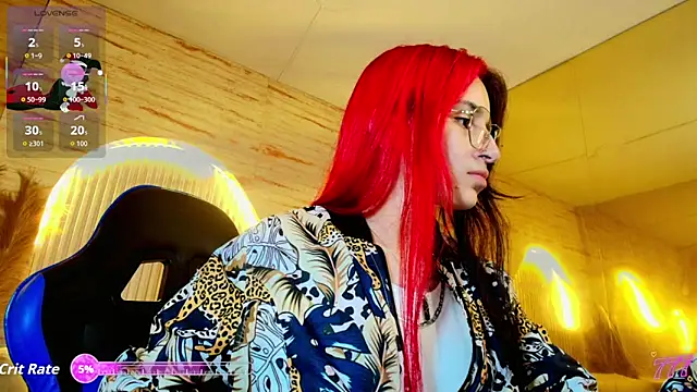 Moon Red r online show from June 16, 12:50 pm