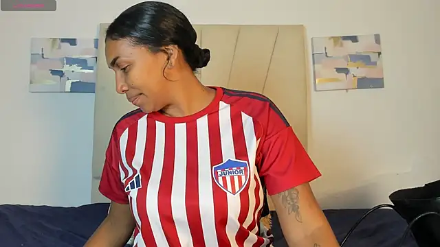 kristel lee  online show from June 3, 2:34 am