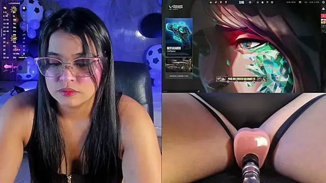 LuciaReid online show from June 27, 2:56 pm