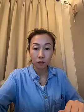 summer0430 online show from June 7, 9:05 am
